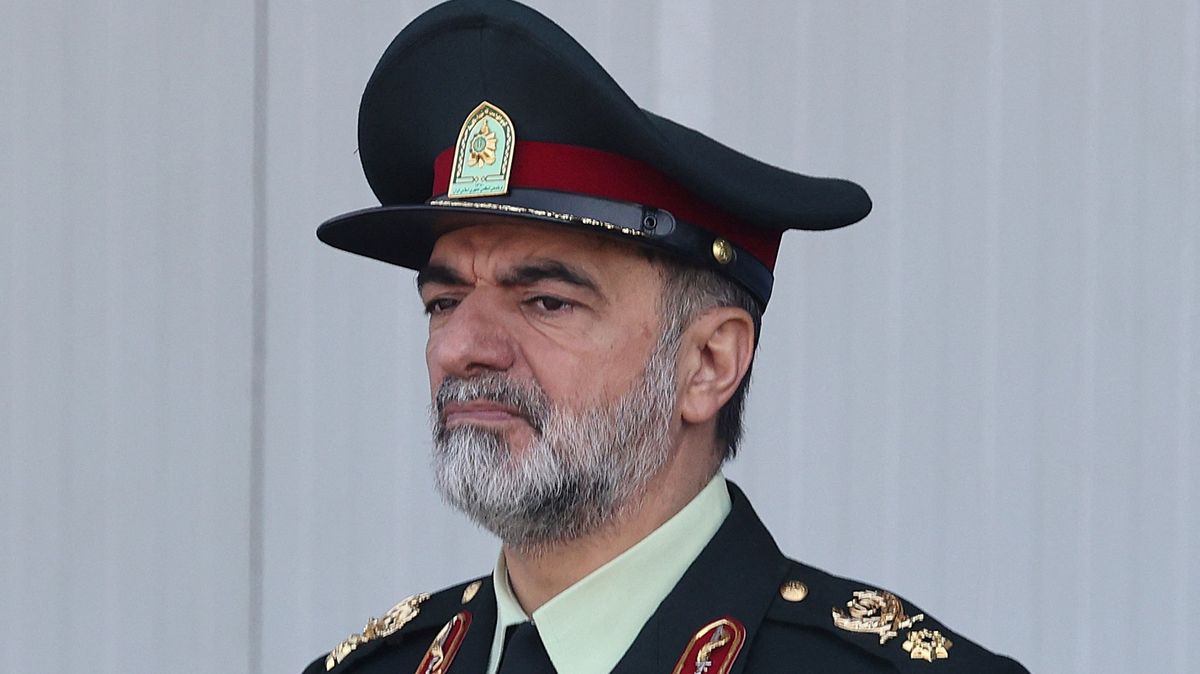 Nejvyšší velitel íránské policie Rádán jedná v Moskvě